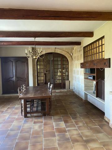 Vente Maison 6 pièces 228 m2 à Grans