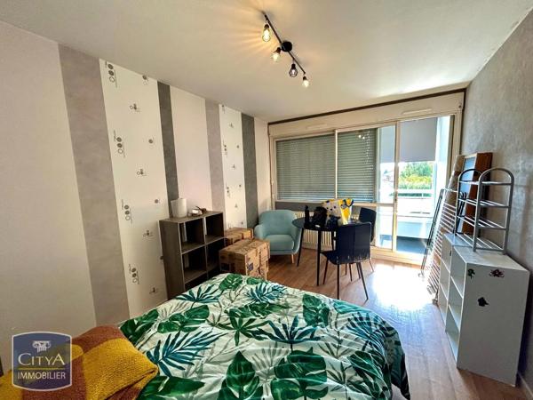 Appartement à louer 1 pièce 30.06m² Bourg-en-Bresse (01000)
