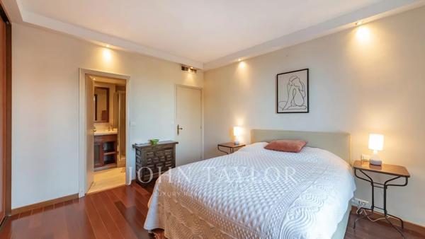 Cannes Californie belle villa familiale avec vue mer