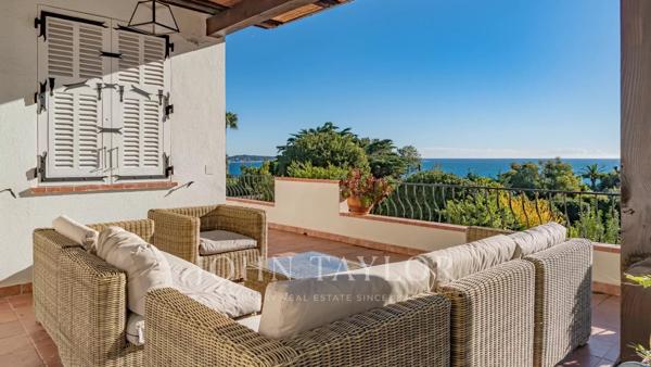 Cannes Californie belle villa familiale avec vue mer