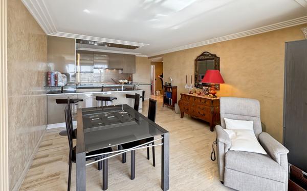 Appartement à vendre    3 pièces • 58,22 m2 Antibes
