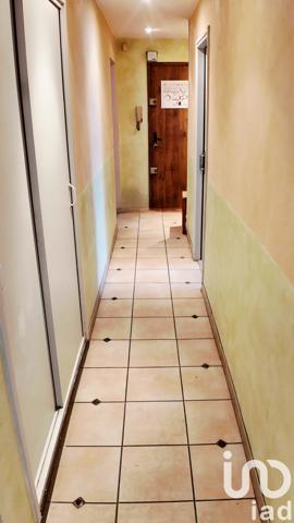 Appartement à vendre 3 pièces 84 m² Nîmes-Saint-Césaire