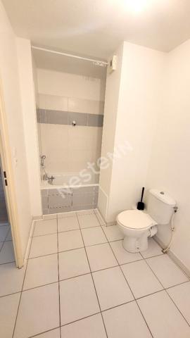 Toulouse 31300 Saint Martin du Touch- appartement T2 de 41.63m2 - terrasse -jardin de 25m² - parking sous sol