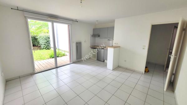 Toulouse 31300 Saint Martin du Touch- appartement T2 de 41.63m2 - terrasse -jardin de 25m² - parking sous sol
