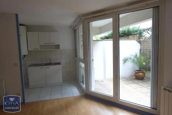Appartement à louer 2 pièces 46.74m² Grenoble (38000)