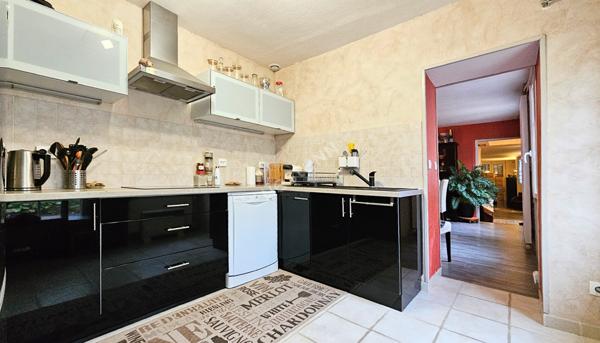 Maison Marines 7 pièces 156m2