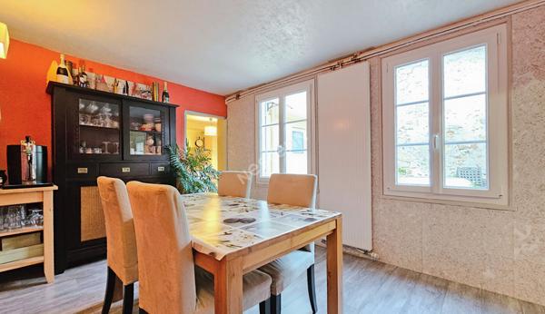 Maison Marines 7 pièces 156m2