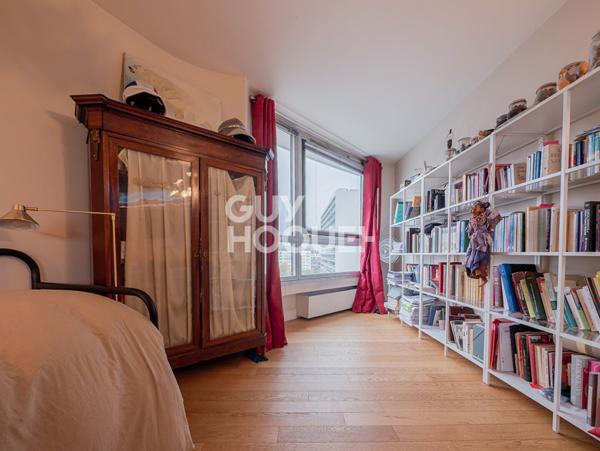 Appartement 5 pièces à vendre à Puteaux - Exclusivité Guy Hoquet