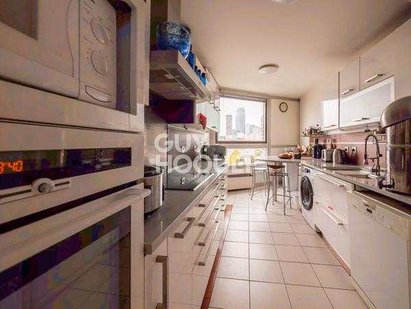 Appartement 5 pièces à vendre à Puteaux - Exclusivité Guy Hoquet
