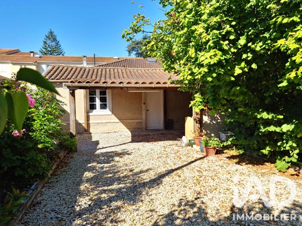 Maison à vendre 9 pièces 231 m² Cognac