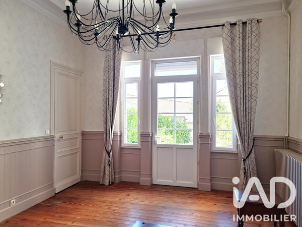 Maison à vendre 9 pièces 231 m² Cognac