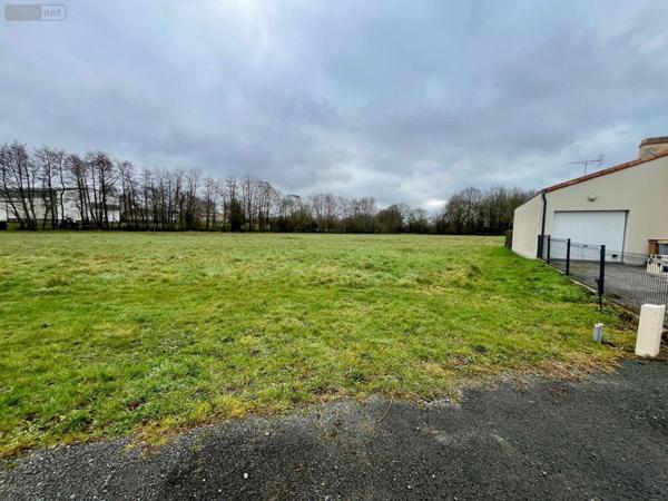 Terrain à Batir à vendre à Bois-de-Céné en Vendée (85710), ref : 998/M/2344-85092