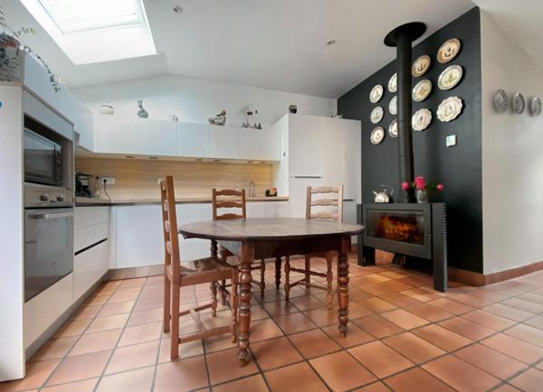 Maison chaleureuse et familiale