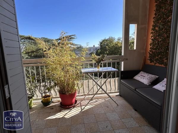 Appartement à vendre 4 pièces 72m² Avignon (84000)