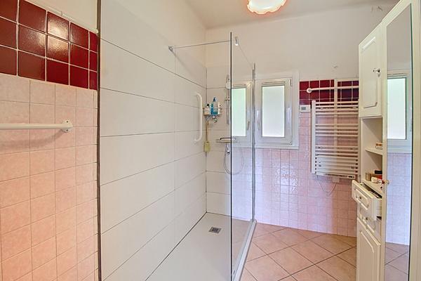 A VENDRE ! Maison Draguignan 6 pièces 170 m² avec garage et piscine