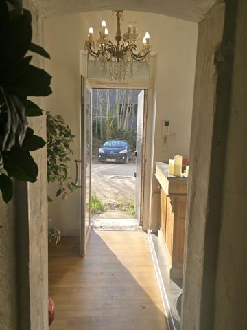 La valentine (13011) Local commercial+Bureau +appartement