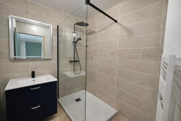 Appartement Blanquefort centre - T4 lumineux 79m2, rénové, balcons, parking + cave ! 78.94 m²