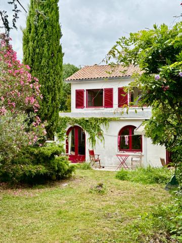 Maison Maison PESSAC 177 m2 - quartier Noès - Bois du Burck 177 m²