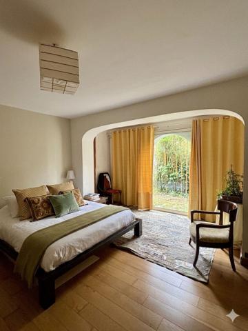 Maison Maison PESSAC 177 m2 - quartier Noès - Bois du Burck 177 m²