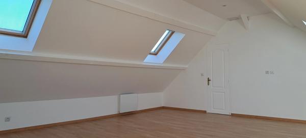 Longère 4 chambres dont 1 au RDC, 2sdb, Poêle Granulés, Au coeur des Alpes Mancelles.