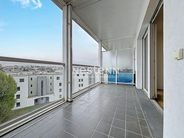 ISSY LES MOULINEAUX - FORT D'ISSY - Vente studio de 35,70 m² avec terrasse orienté Sud/Es
