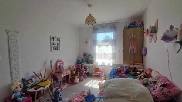 Maison à SAINT-HILAIRE-DE-VILLEFRANCHE, 17770 - 4 pièces 91m²