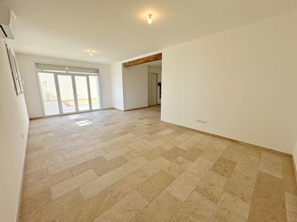 THUIR - Maison rénovée 8 pièces 193 m² - jardin, piscine et garage