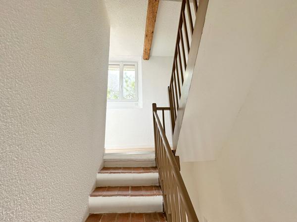 THUIR - Maison rénovée 8 pièces 193 m² - jardin, piscine et garage