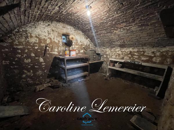 Maison à vendre 3 pièces proche de LA FERTE BERNARD (72)10 MN MAISON DE VILLAGE 75 m2 HABITABLES, TERRAIN