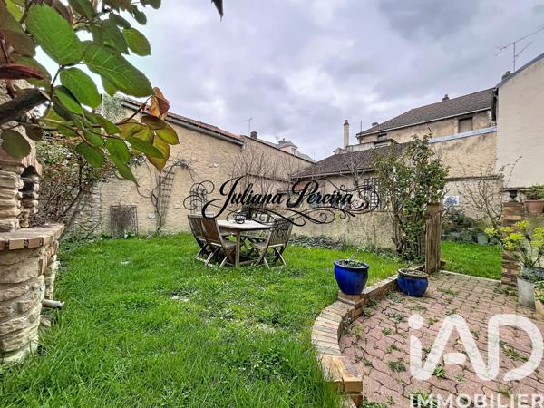 Maison à vendre 9 pièces 177 m² Mézières-sur-Seine