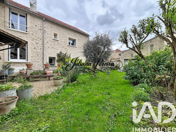 Maison à vendre 9 pièces 177 m² Mézières-sur-Seine