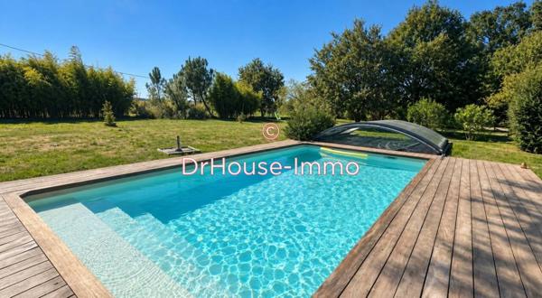 Maison à vendre 8 pièces de 240 m²