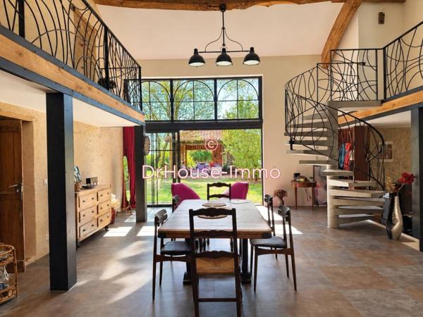 Maison à vendre 8 pièces de 240 m²
