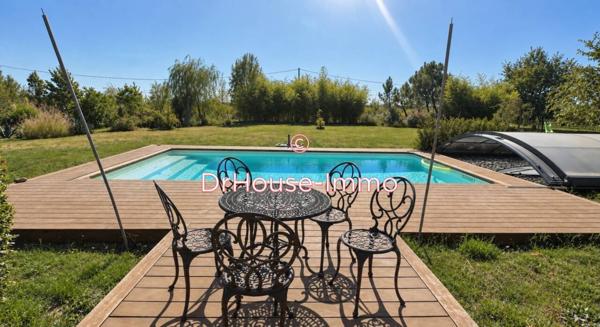 Maison à vendre 8 pièces de 240 m²