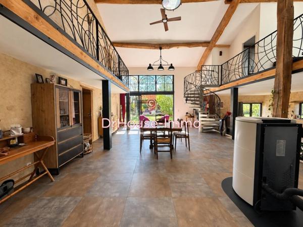 Maison à vendre 8 pièces de 240 m²