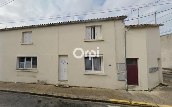 Immeuble à vendre    9 pièces •  Bourcefranc-le-Chapus