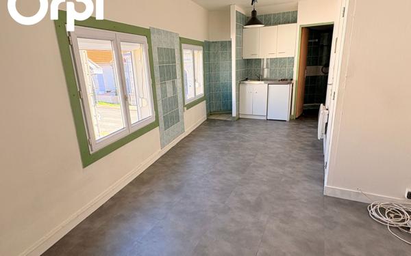 Immeuble à vendre    9 pièces •  Bourcefranc-le-Chapus