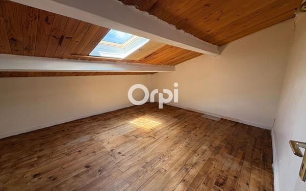 Immeuble à vendre    9 pièces •  Bourcefranc-le-Chapus