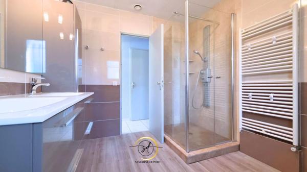 Millas Villa plain pied 4 faces 3 chambres piscine  garage + carport quartier calme