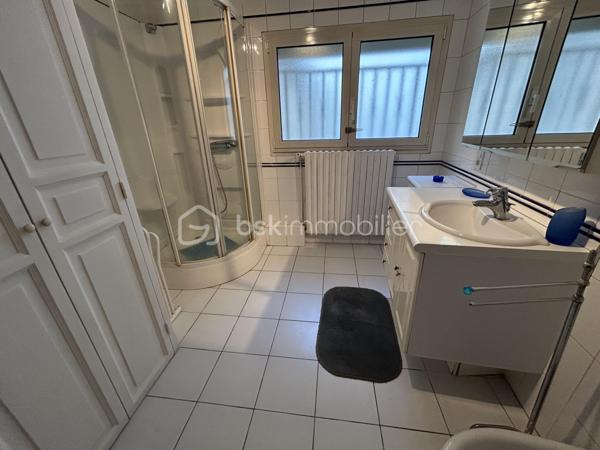 Maison de 255,26 m²