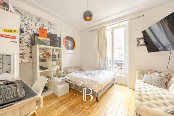 Paris 10ème, Appartement 4 Chambres -  124 m² à vendre