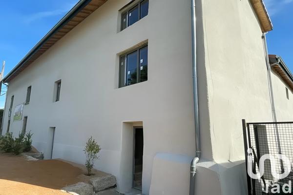 Immeuble à vendre 572 m² Lentilly