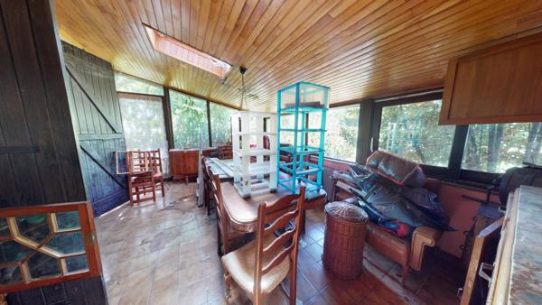 MAISON FAMILIALE DE CARACTÈRE À RÉNOVER – 220 m² ENV. – TERRAIN 1 082 m²