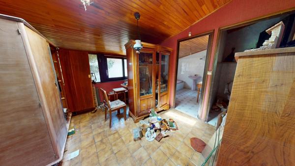 MAISON FAMILIALE DE CARACTÈRE À RÉNOVER – 220 m² ENV. – TERRAIN 1 082 m²