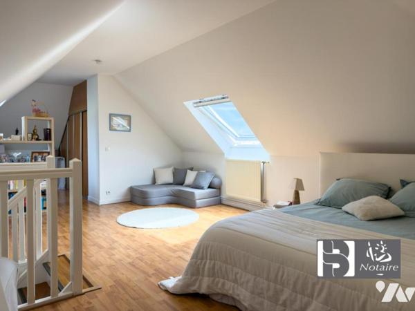 Maison lumineuse 6 pièces 5 chambres avec jardin