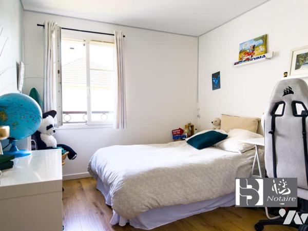 Maison lumineuse 6 pièces 5 chambres avec jardin