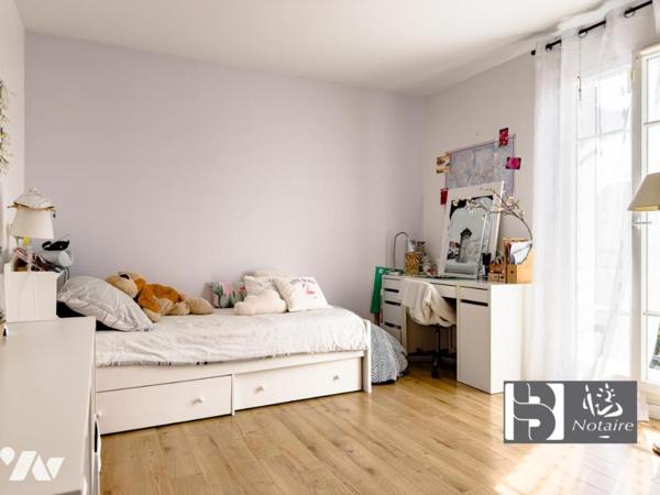 Maison lumineuse 6 pièces 5 chambres avec jardin