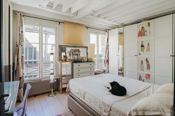 Appartement Paris 6 e - MARCHÉ SAINT-GERMAIN
