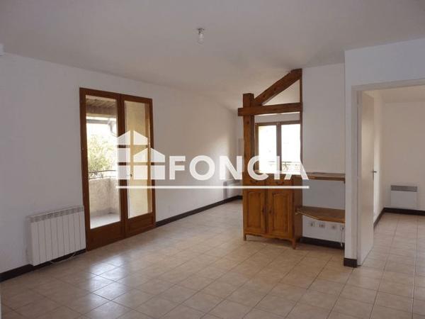 Location Parking 54.98 m² - 21 RUE DU FAUBOURG THOLONET Valensole 04210