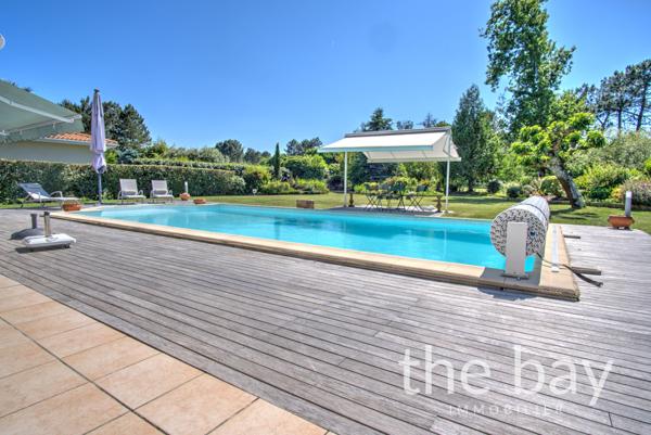 Gujan-Mestras (33470) Villa de standing avec accès direct au Golf